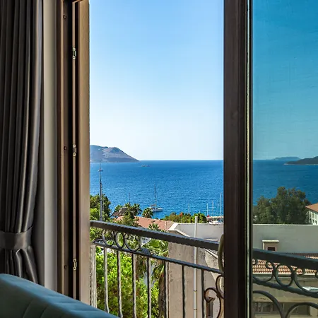 Cedrus Aparthotel Kaş