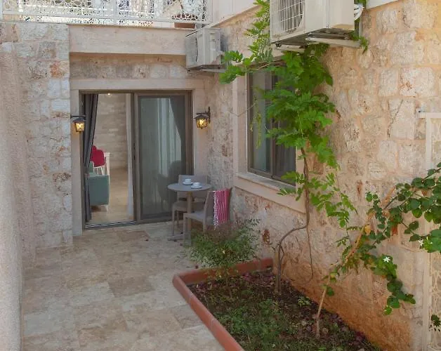 Cedrus Apart Otel 4*