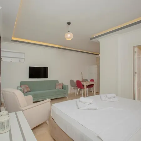 Cedrus Kaş