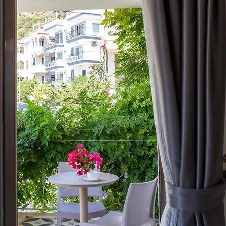 Cedrus Lejlighedshotel 2*
