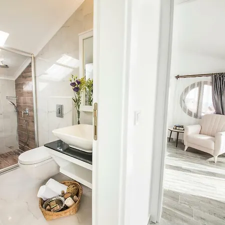 Cedrus Lejlighedshotel 2*