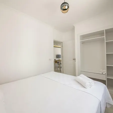 Cedrus Kaş